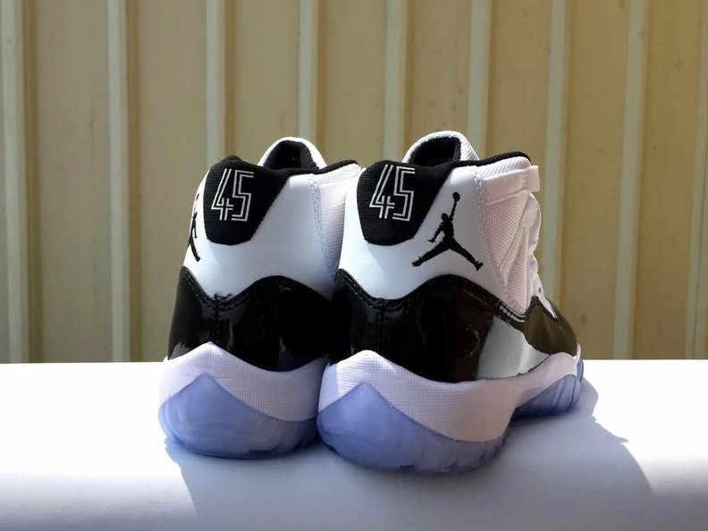 Air Jordan 11 Concord 45-01