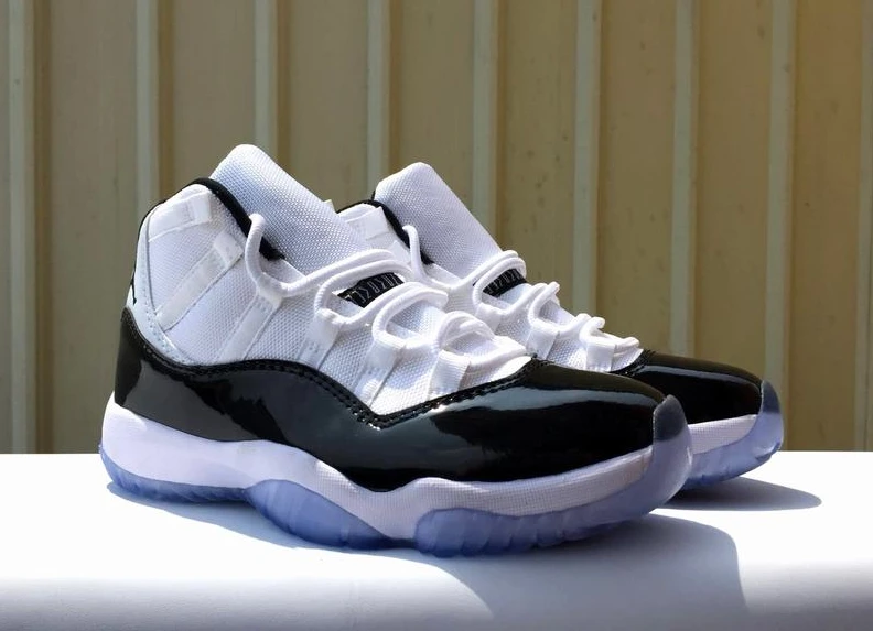 Air Jordan 11 Concord 45-01