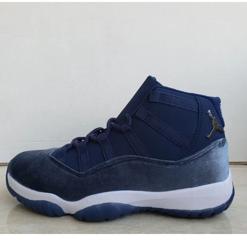 Air Jordan 11 Dark Blue Fleece