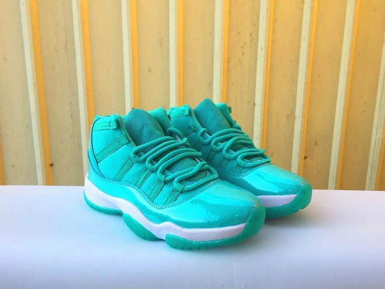 Air Jordan 11 GS Light Green-1