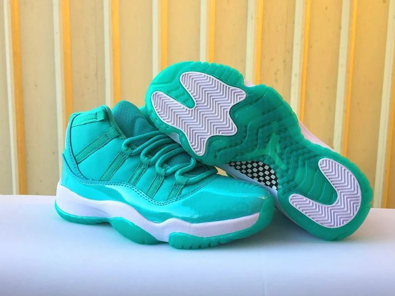 Air Jordan 11 GS Light Green-1