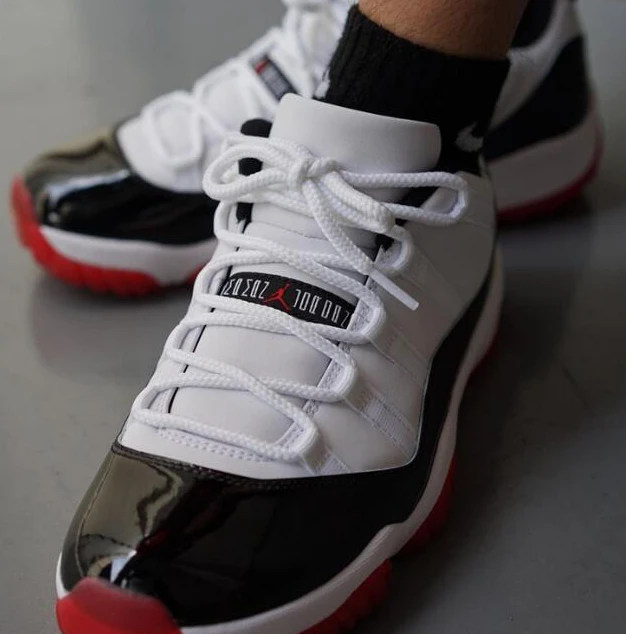 Air Jordan 11 Low Concord Bred-1