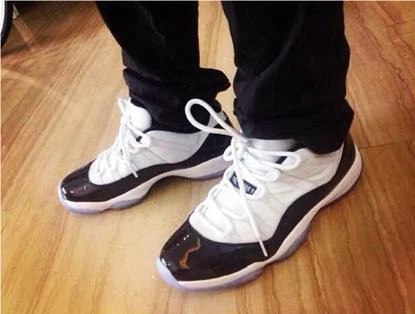 Air Jordan 11 Low Concord