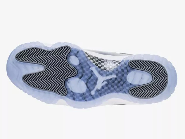 Air Jordan 11 Low Cool Grey-01