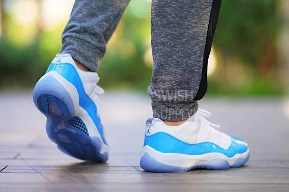 Air Jordan 11 Low GS 