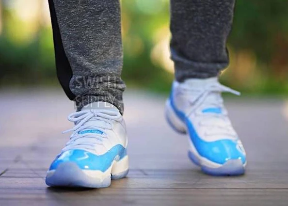 Air Jordan 11 Low GS 