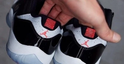 Air Jordan 11 Low Infrared 23