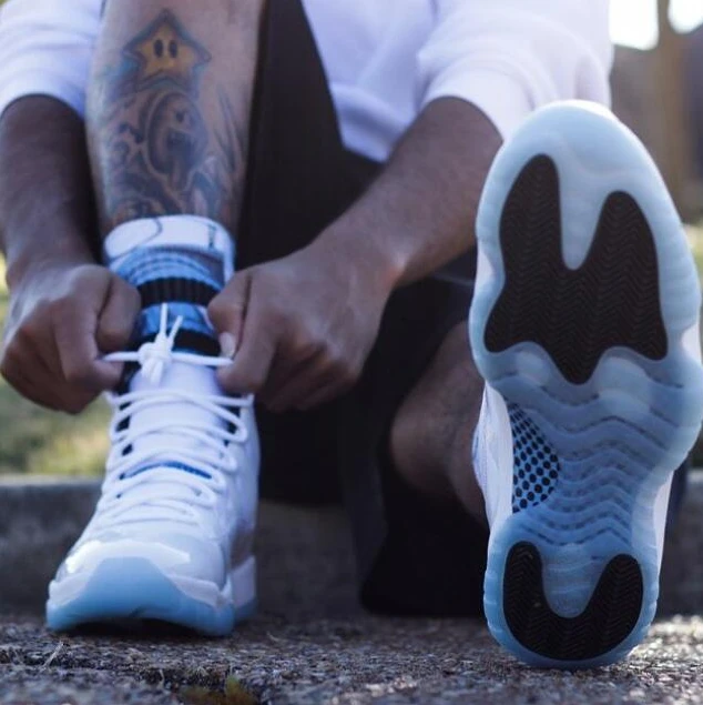 Air Jordan 11 Low Legend Blue