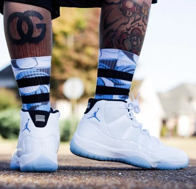 Air Jordan 11 Low Legend Blue