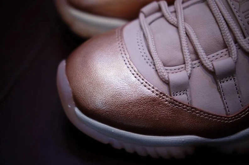 Air Jordan 11 Low Rose Gold-1