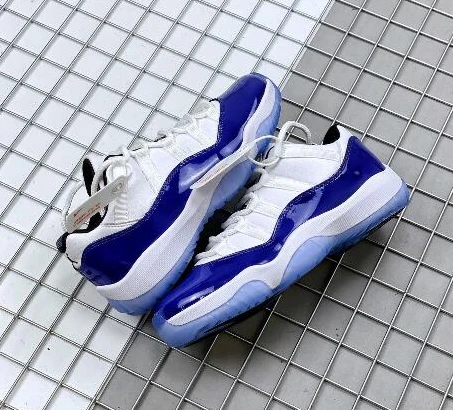 Air Jordan 11 Low WMNS Concord-1
