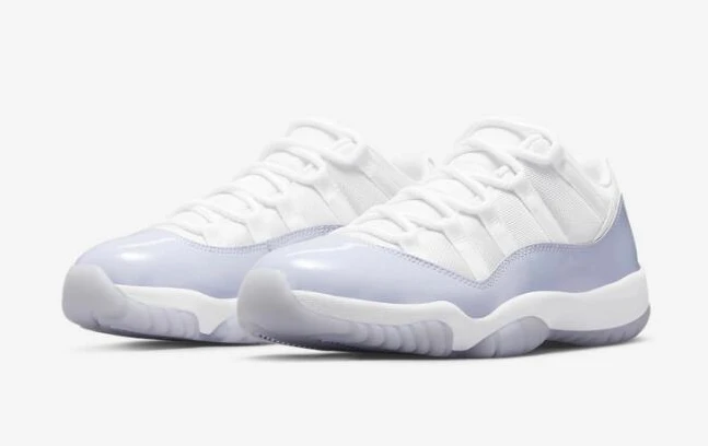 Air Jordan 11 Low WMNS Pure Violet