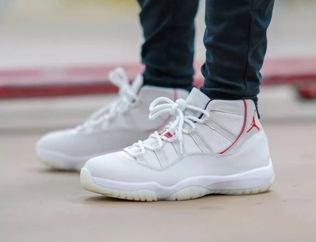 Air Jordan 11 Platinum Tint-01