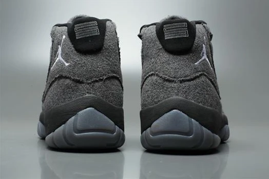 Air Jordan 11 Premium Grey Suede-01