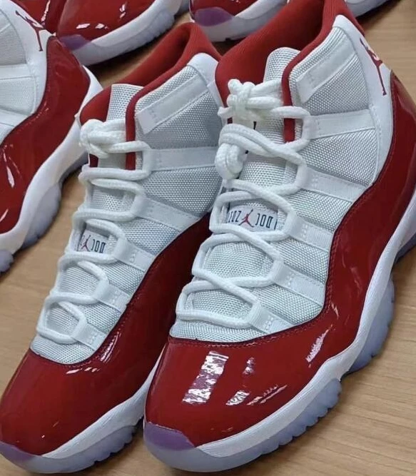 Air Jordan 11 Retro Cherry