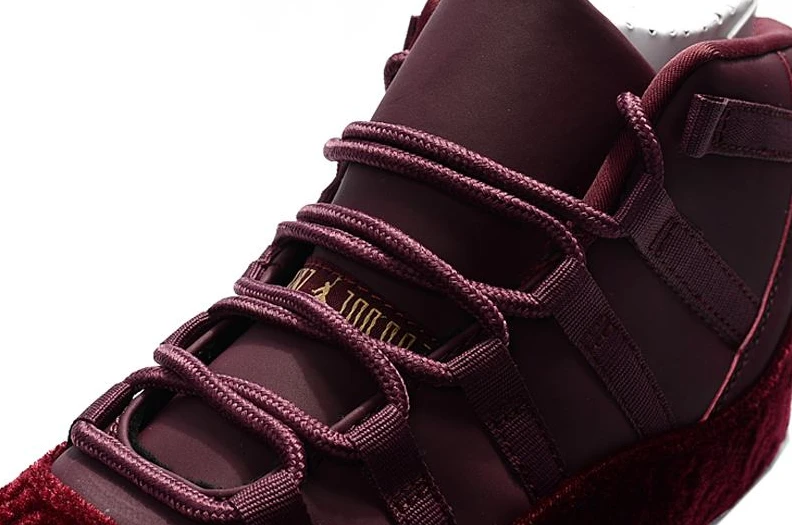 Air Jordan 11 Retro Heiress-Actual Pic