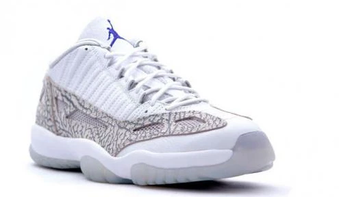 Air Jordan 11 Retro Low IE
