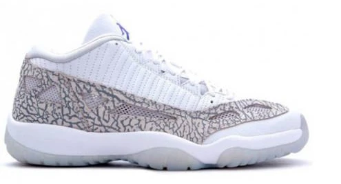 Air Jordan 11 Retro Low IE