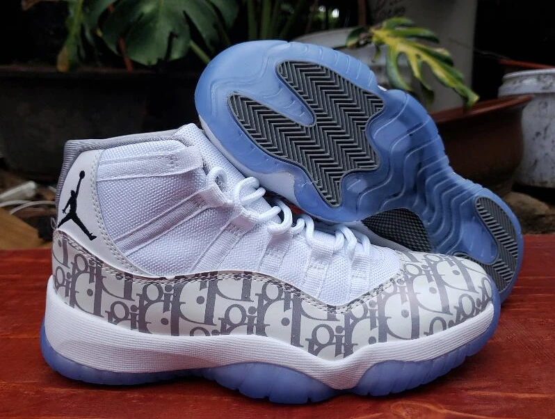 Air Jordan 11 Retro New Black & White-1