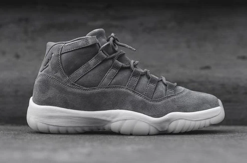 Air Jordan 11 "Grey Suede"