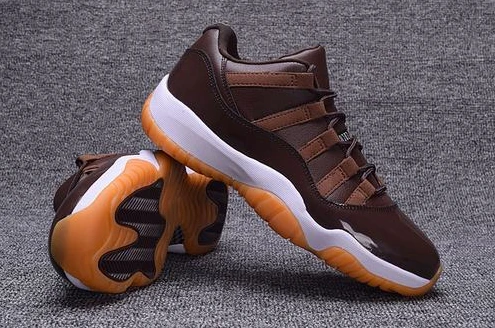 Air Jordan 11 “Chocolate” Brown Gum Low-1