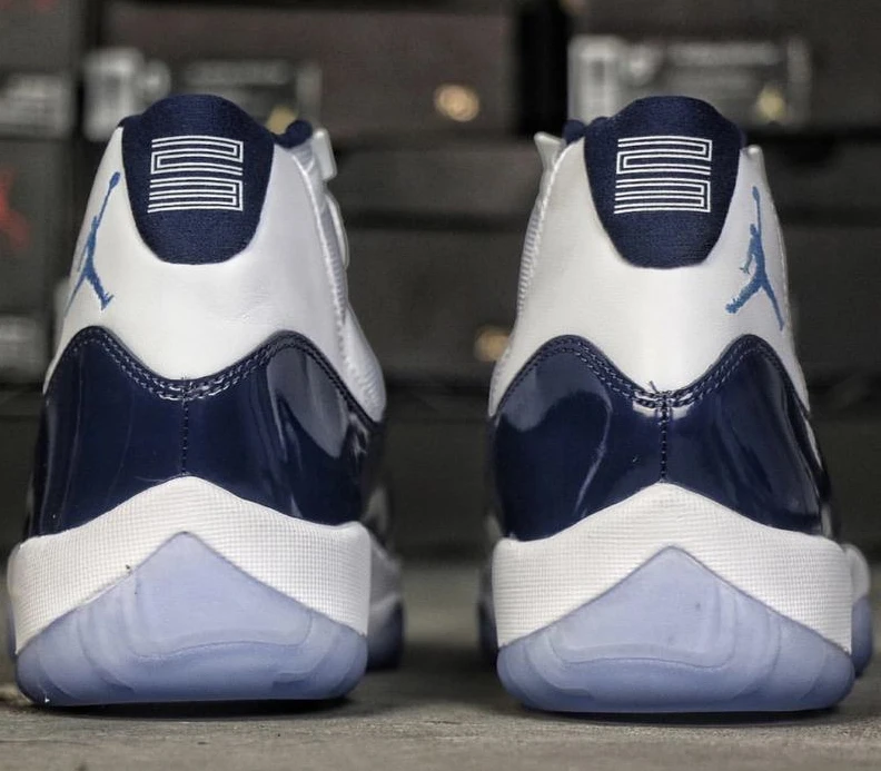 Air Jordan 11 “Midnight Navy” -01