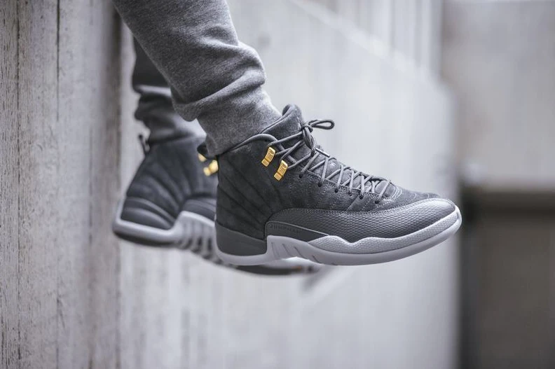 Air Jordan 12 Dark Gray-01