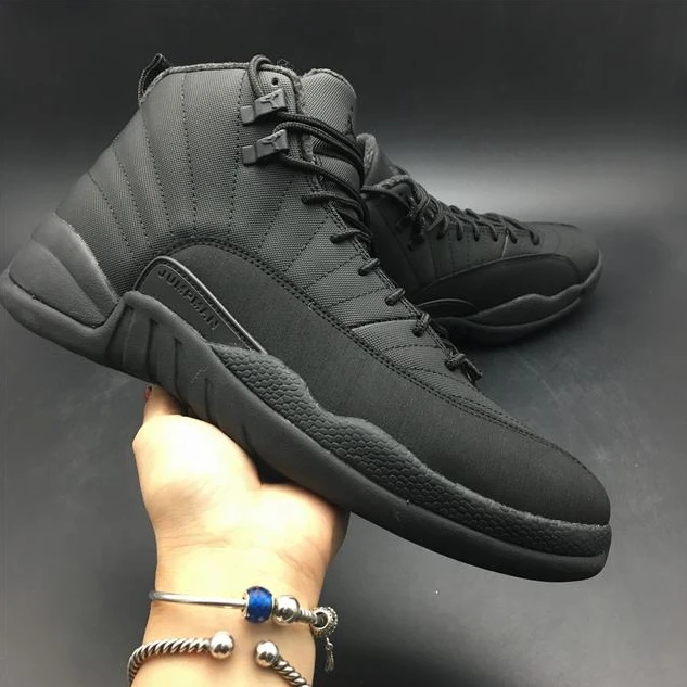 Air Jordan 12 Winterized-01