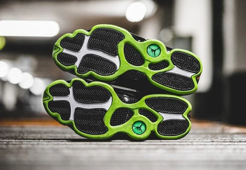 Air Jordan 13 Altitude-01