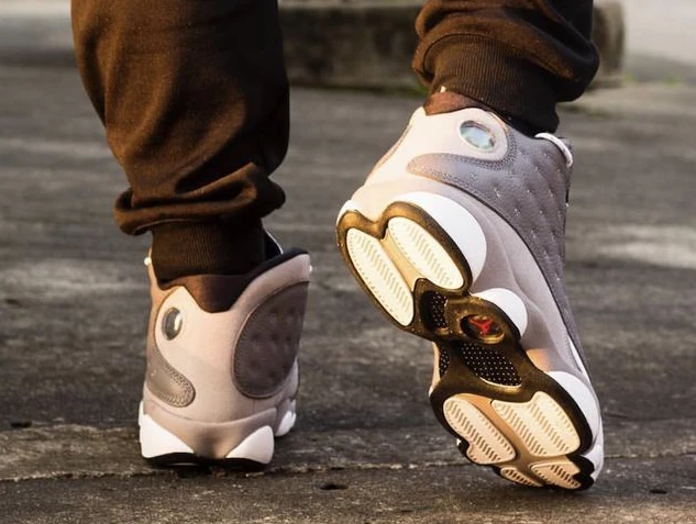 Air Jordan 13 Atmosphere Grey-1