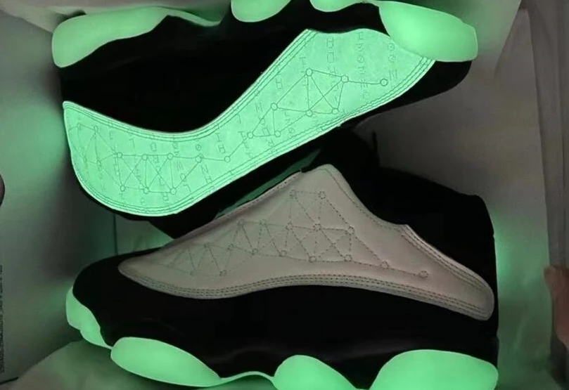 Air Jordan 13 Low Singles Day