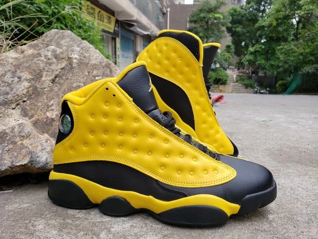 Air Jordan 13 Retro Black Yellow-1