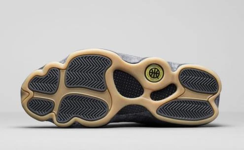 Air Jordan 13 Retro Low Q54
