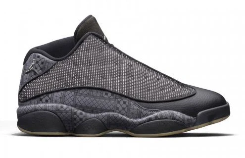 Air Jordan 13 Retro Low Q54