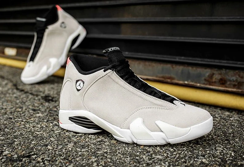 Air Jordan 14 Desert Sand-01