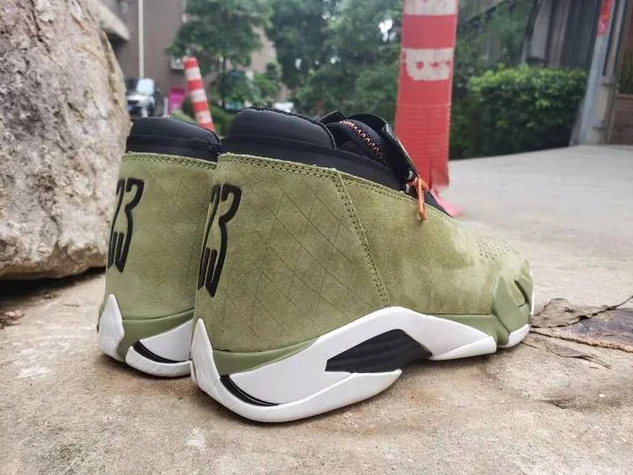 Air Jordan 14 Retro Black ArmyGreen-1