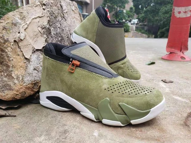 Air Jordan 14 Retro Black ArmyGreen-1