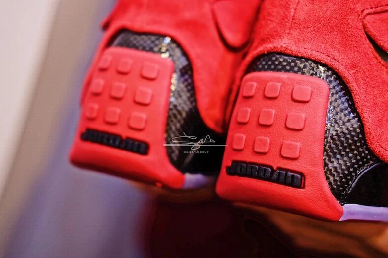 Air Jordan 18 Toro Red-01