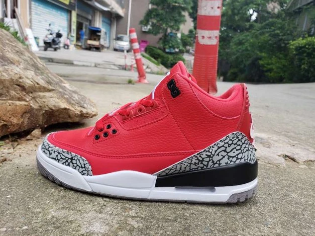 Air Jordan 3 Bull Red-1