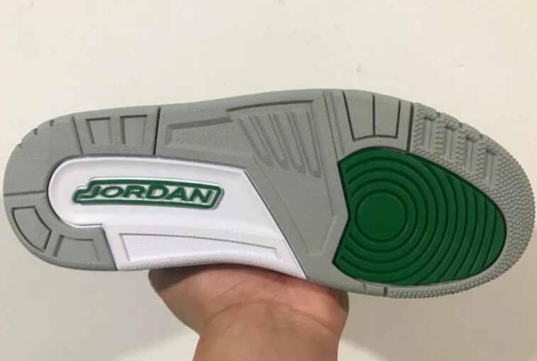 Air Jordan 3 Retro Pine Green