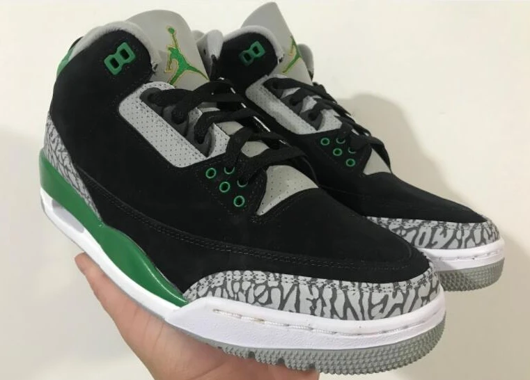 Air Jordan 3 Retro Pine Green