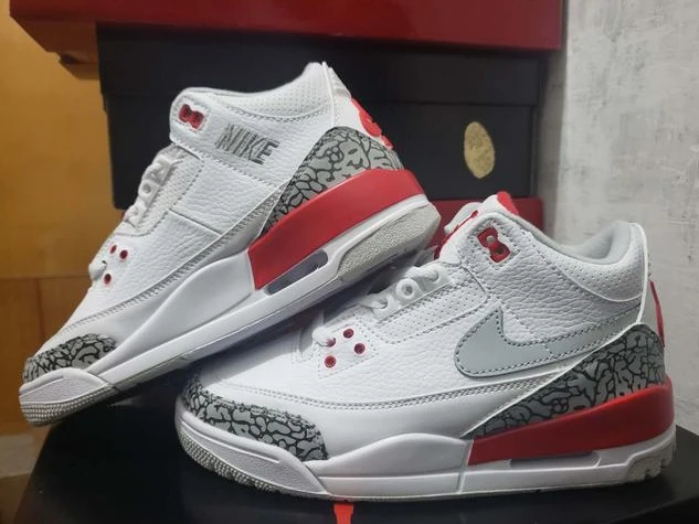 Air Jordan 3 white Red burst crack-1