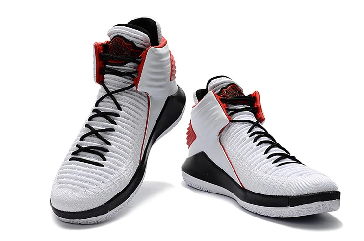 Air Jordan 32-01