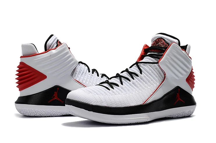 Air Jordan 32-01