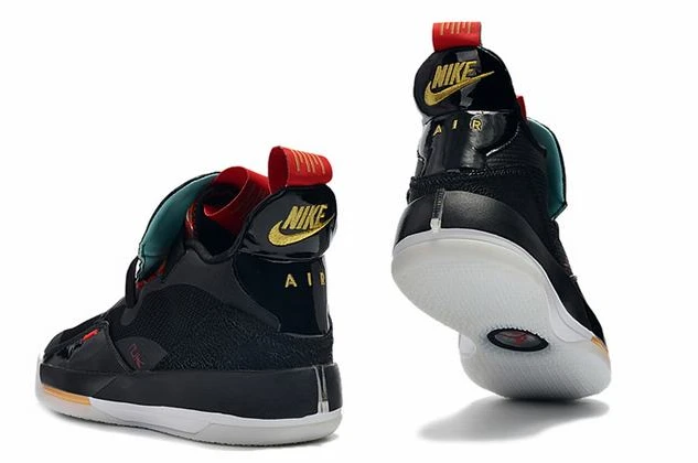 Air Jordan 33 Retro Black-1