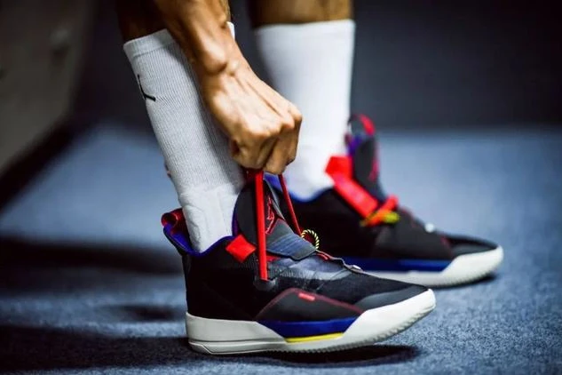 Air Jordan 33 Tech Pack-1