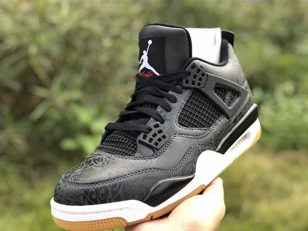 Air Jordan 4 Laser SE Black Gum-01
