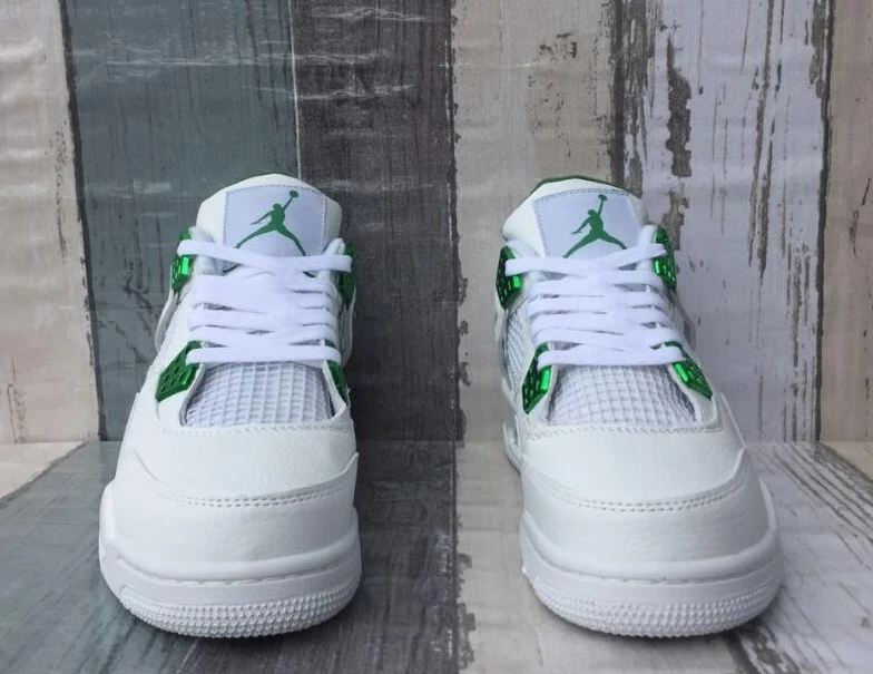 Air Jordan 4 Retor White Green-1