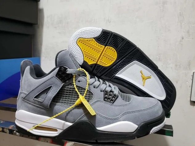 Air Jordan 4 Retro Cool Gray Black White-1