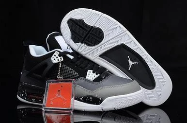 Air Jordan 4 Retro Fear Pack